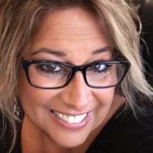 Meet your Posher, Donna degenhardt